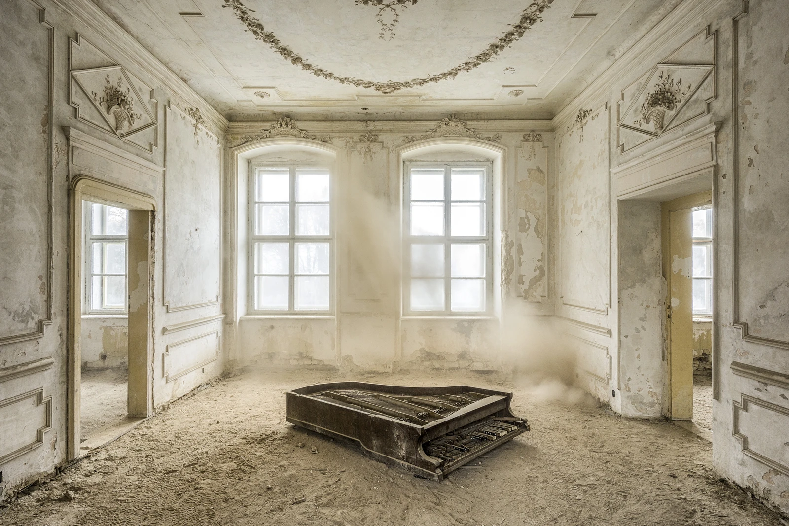 Romain Thiery — Requiem pour pianos
